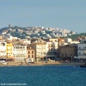 L’Escala Town Beach